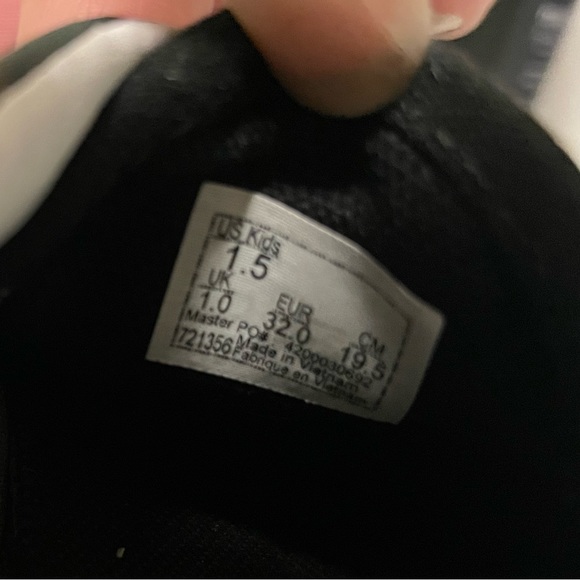 Kids Camo Vans size 1.5 - Picture 2 of 5